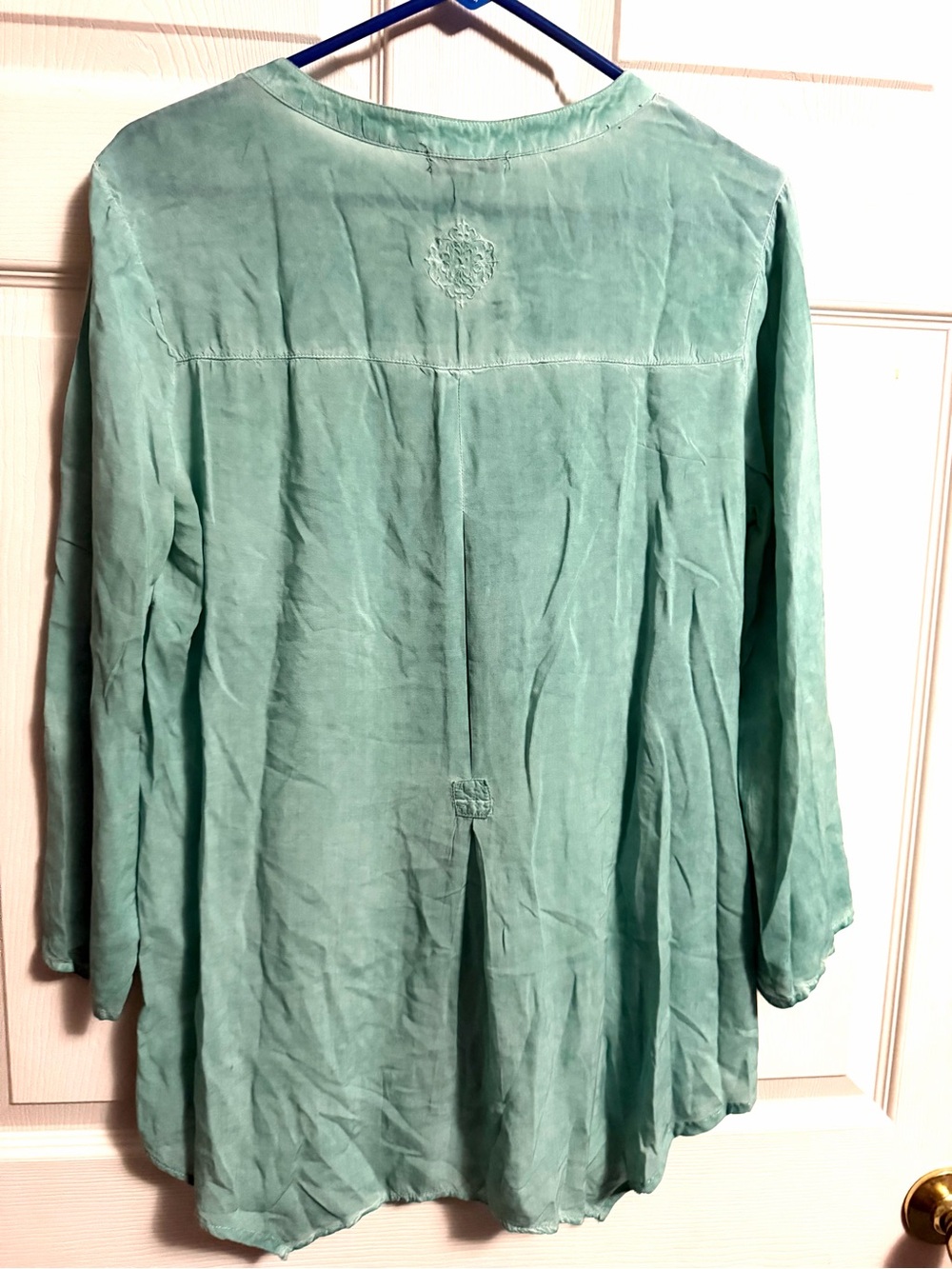Democracy Mint Green Tunic Blouse - Picture 4 of 4